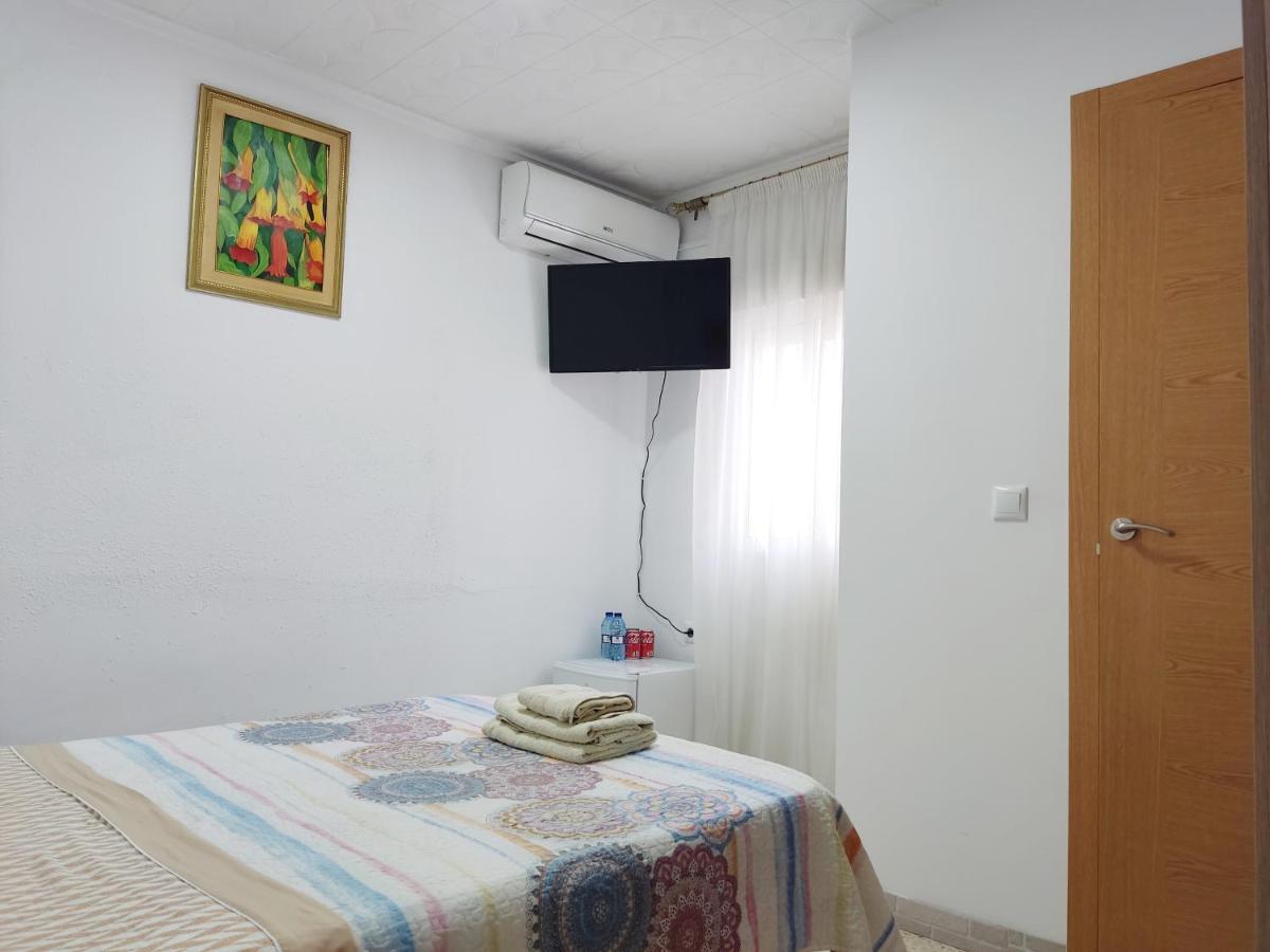 Golden Tower Pension Auto Check-In Gandia Zewnętrze zdjęcie