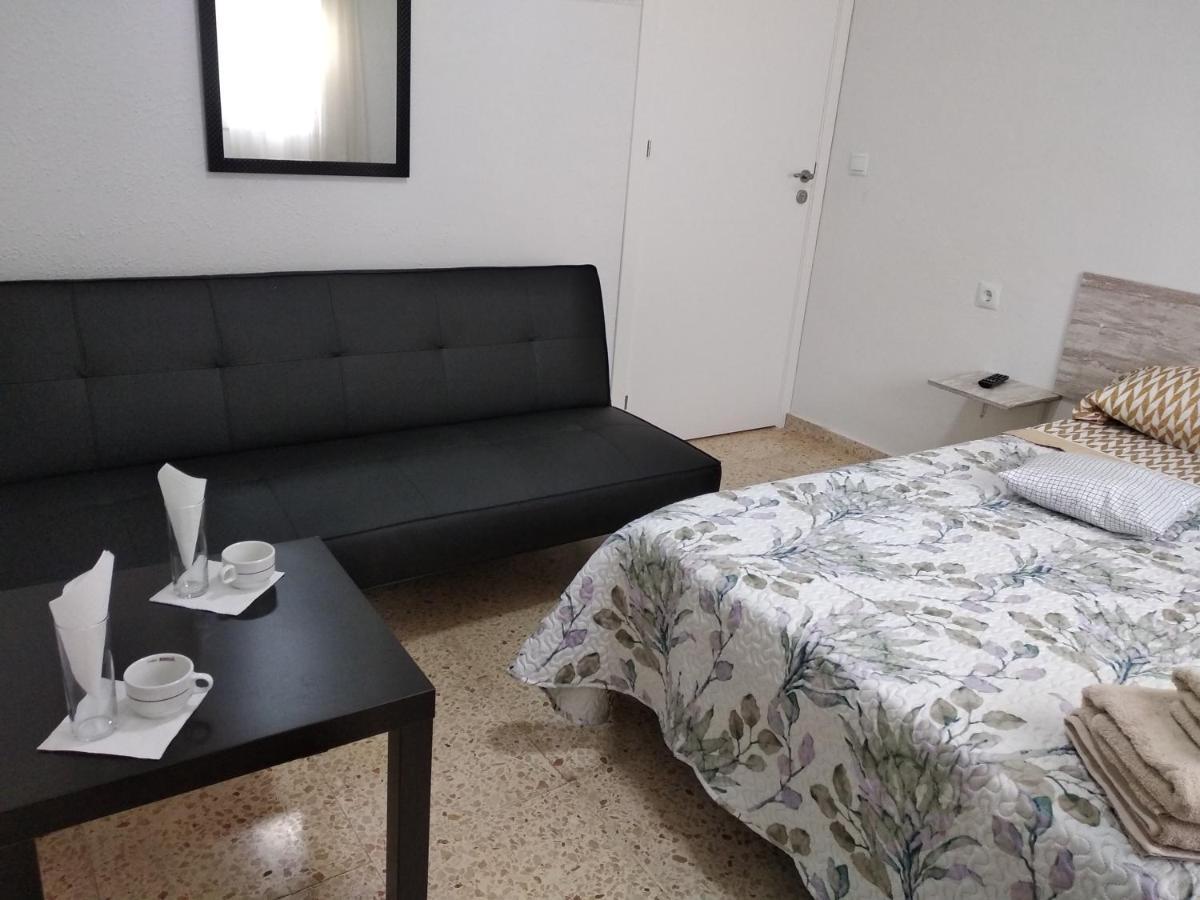 Golden Tower Pension Auto Check-In Gandia Zewnętrze zdjęcie